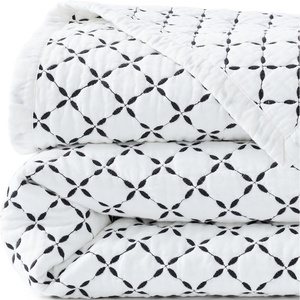 Lands’ End Embroidered Diamond Double Voile Quilt Twin Antique Navy(Black Slate)